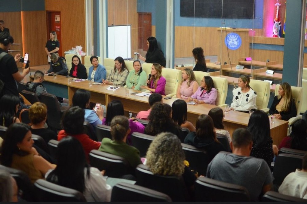 Roda de Conversa sobre Lei Maria da Penha atrai grande público à Câmara de Rondonópolis