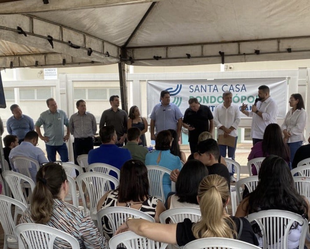 Presidente da Câmara, Júnior Mendonça, destaca a importância do alinhamento político, durante evento do Consórcio Regional de Saúde